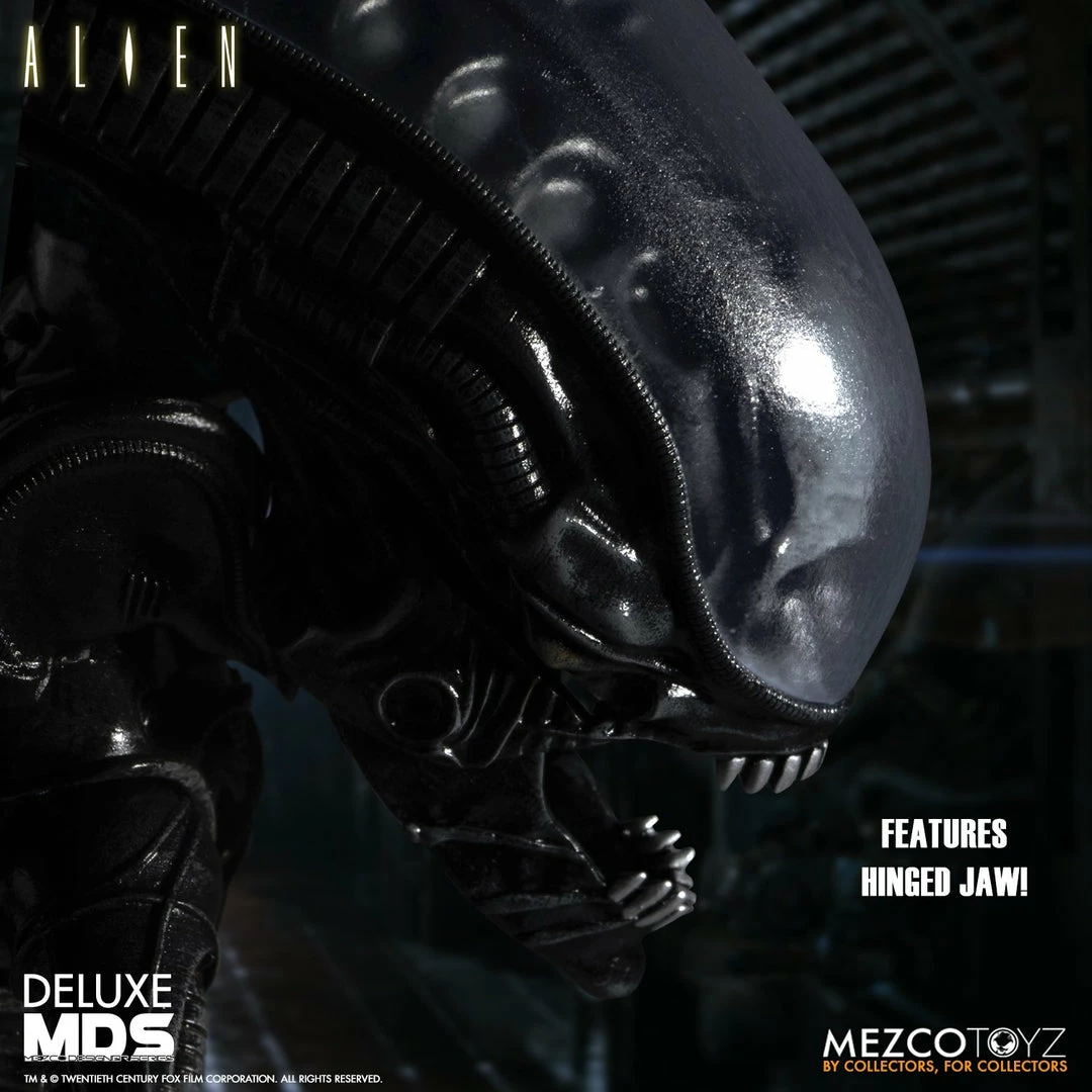 Maybang's Collectibles Mezco Toyz Mezco Designer Series MDS Alien 1979 Deluxe Alien Figure Set 1 Maybang's Collectibles Mezco Toyz Mezco Designer Series MDS Alien 1979 Deluxe Alien Figure Set