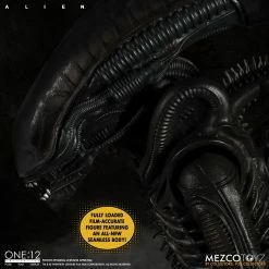 Maybang's Collectibles Mezco Toyz Alien 1979 One12 Collective Alien 1/12 Scale Collectible Figure