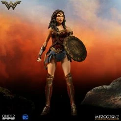 Vendor-unknown Mezco Toyz One:12 Collective DC Comics Wonder Woman 1/12 Scale 6" Action Figure
