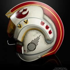 Maybang's Collectibles Hasbro Star Wars The Black Series Luke Skywalker Battle Simulation Helmet Premium Electronic Roleplay Collectible Full Scale Lights & Sounds