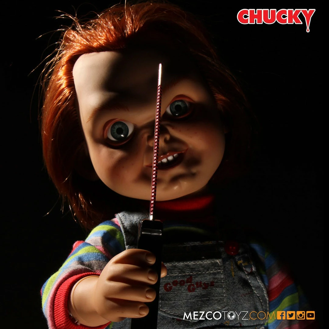 Maybang's Collectibles Mezco Toyz Child's Play 15 Sneering Chucky Talking Doll 7 Maybang's Collectibles Mezco Toyz Child's Play 15 Sneering Chucky Talking Doll