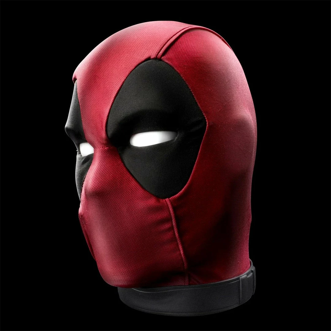 Maybang's Collectibles Hasbro Marvel Legends Interactive Electronic Deadpool's Head 2 Maybang's Collectibles Hasbro Marvel Legends Interactive Electronic Deadpool's Head