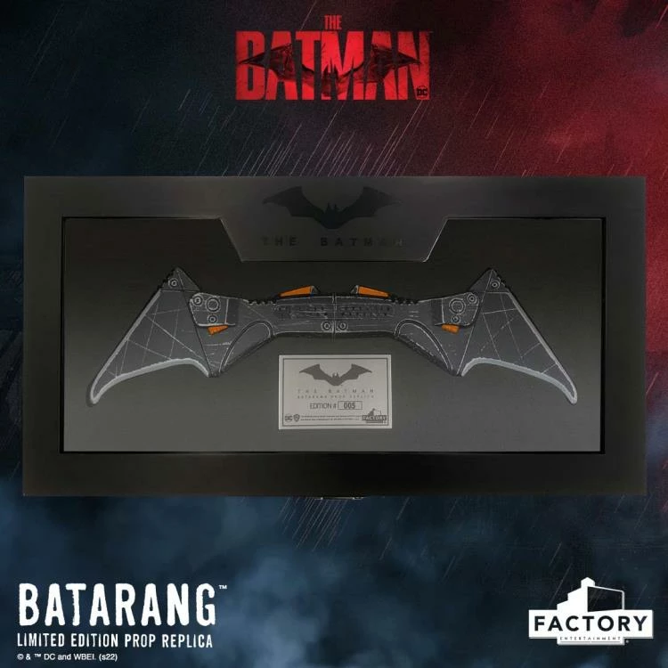 Maybang's Collectibles Factory Entertainment DC Comics The Batman - Batarang Limited Edition Prop Replica 3 Maybang's Collectibles Factory Entertainment DC Comics The Batman - Batarang Limited Edition Prop Replica