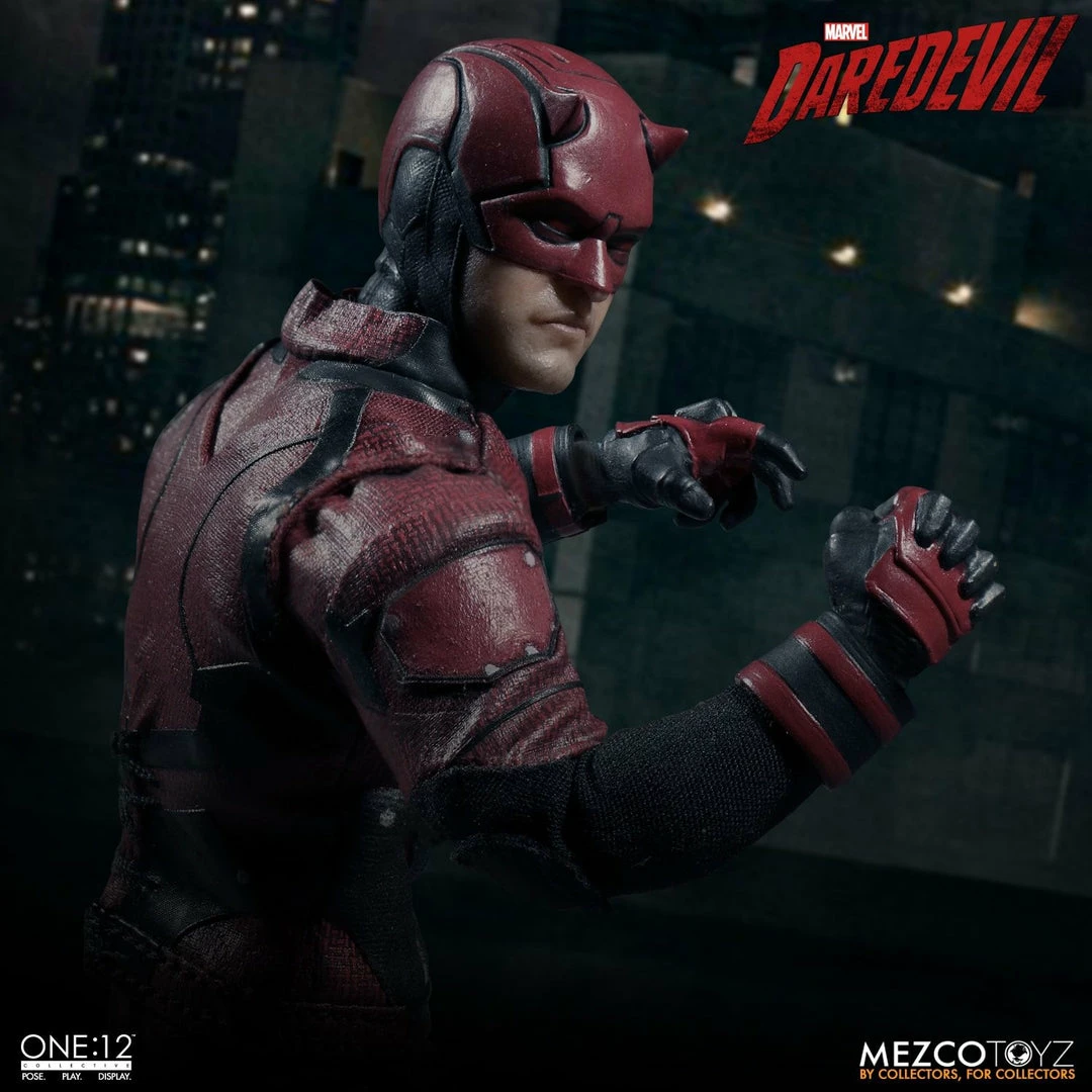 Maybang's Collectibles Mezco Toyz One:12 Collective Marvel Comics Daredevil 1/12 Scale Action Figure 5 Maybang's Collectibles Mezco Toyz One:12 Collective Marvel Comics Daredevil 1/12 Scale Action Figure