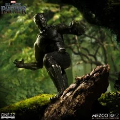 Vendor-unknown Mezco Toyz One:12 Collective Marvel Comics Black Panther 1/12 Scale 6