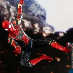 Vendor-unknown Hot Toys Marvel Avengers Infinity War Spider-Man Iron Spider Suit 1/6 Scale 12