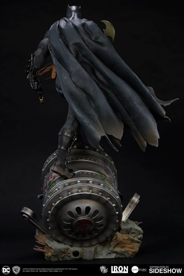 Vendor-unknown Iron Studios DC Comics Batman (Black Edition) 1/3 Prime Scale Statue 7 Vendor-unknown Iron Studios DC Comics Batman (Black Edition) 1/3 Prime Scale Statue