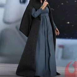 Vendor-unknown Hot Toys Star Wars: The Last Jedi Leia Organa 1/6 Scale Figure 17 Vendor-unknown Hot Toys Star Wars: The Last Jedi Leia Organa 1/6 Scale Figure