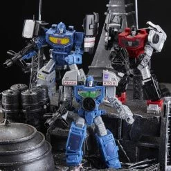 Maybang's Collectibles Hasbro Transformers Generations War For Cybertron Refraktor Reconnaissance Team 3-Pack