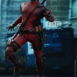 Vendor-unknown Hot Toys Marvel Comics Deadpool 2 Deadpool 1/6 Scale Action Figure