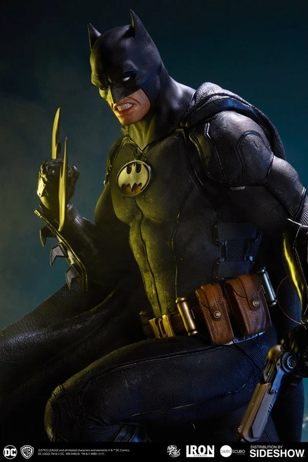 Vendor-unknown Iron Studios DC Comics Batman (Black Edition) 1/3 Prime Scale Statue 3 Vendor-unknown Iron Studios DC Comics Batman (Black Edition) 1/3 Prime Scale Statue