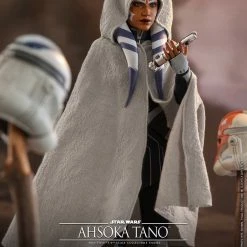 Maybang's Collectibles Hot Toys Star Wars The Clone Wars Ahsoka Tano 1/6 Scale Collectible Figure 33 Maybang's Collectibles Hot Toys Star Wars The Clone Wars Ahsoka Tano 1/6 Scale Collectible Figure