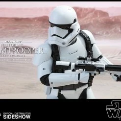Vendor-unknown Hot Toys Star Wars Episode VII The Force Awakens First Order Stormtrooper (Jakku Exclusive) 1/6 Scale 12