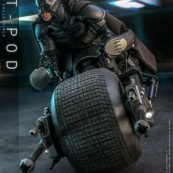 Vendor-unknown Hot Toys DC Comics Batman The Dark Knight Rises Bat-Pod 1/6 Scale Collectible Figure Vehicle