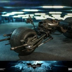 Vendor-unknown Hot Toys DC Comics Batman The Dark Knight Rises Bat-Pod 1/6 Scale Collectible Figure Vehicle 18 Vendor-unknown Hot Toys DC Comics Batman The Dark Knight Rises Bat-Pod 1/6 Scale Collectible Figure Vehicle