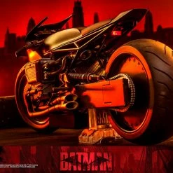 Maybang's Collectibles Hot Toys DC Comics The Batman: Batman's Batcycle /6 Scale Collectible Figure Vehicle