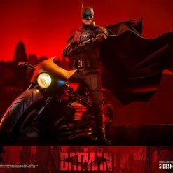 Maybang's Collectibles Hot Toys DC Comics The Batman: Batman And Bat-Signal 1/6 Scale 12