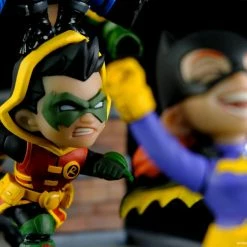 Maybang's Collectibles Qmx DC Comics Q-Master Batman Family Knight Out Diorama Quantum Mechanix (QMx)