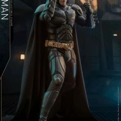 Maybang's Collectibles Hot Toys DC Comics Batman The Dark Knight Trilogy Batman 1/4 Quarter Scale Collectibles Figure 31 Maybang's Collectibles Hot Toys DC Comics Batman The Dark Knight Trilogy Batman 1/4 Quarter Scale Collectibles Figure