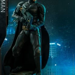 Maybang's Collectibles Hot Toys DC Comics Batman The Dark Knight Trilogy Batman 1/4 Quarter Scale Collectibles Figure 37 Maybang's Collectibles Hot Toys DC Comics Batman The Dark Knight Trilogy Batman 1/4 Quarter Scale Collectibles Figure