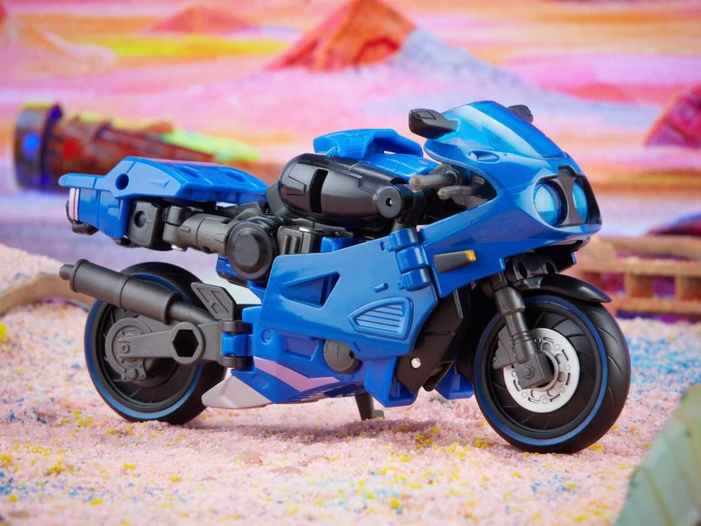 Maybang's Collectibles Hasbro Transformers Generations Legacy Deluxe Arcee Action Figure 5 Maybang's Collectibles Hasbro Transformers Generations Legacy Deluxe Arcee Action Figure