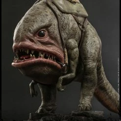 Maybang's Collectibles Hot Toys Star Wars The Mandalorian - Television Masterpiece Series Blurrg 1/6 Scale Collectible Figure