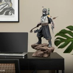 Maybang's Collectibles Sideshow Star Wars The Mandalorian Boba Fett Premium Format Figure Statue Sideshow Collectibles