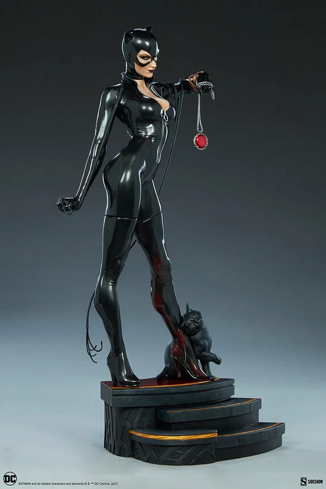 Maybang's Collectibles Sideshow DC Comics Catwoman Premium Format Figure Statue Sideshow Collectibles 9 Maybang's Collectibles Sideshow DC Comics Catwoman Premium Format Figure Statue Sideshow Collectibles