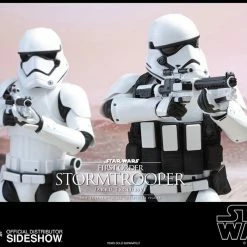 Vendor-unknown Hot Toys Star Wars Episode VII The Force Awakens First Order Stormtrooper (Jakku Exclusive) 1/6 Scale 12