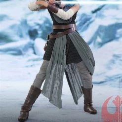 Vendor-unknown Hot Toys Star Wars Episode VIII The Last Jedi Rey (Jedi Training) 1/6 Scale Figure 23 Vendor-unknown Hot Toys Star Wars Episode VIII The Last Jedi Rey (Jedi Training) 1/6 Scale Figure