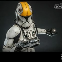 Maybang's Collectibles Hot Toys Star Wars Episode II Attack Of The Clones Clone Pilot 1/6 Scale 12" Collectible Figure 29 Maybang's Collectibles Hot Toys Star Wars Episode II Attack Of The Clones Clone Pilot 1/6 Scale 12