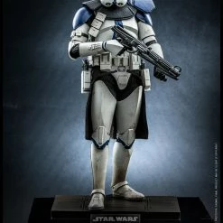 Maybang's Collectibles Hot Toys Star Wars: The Clone Wars Clone Commander Appo And BARC Speeder