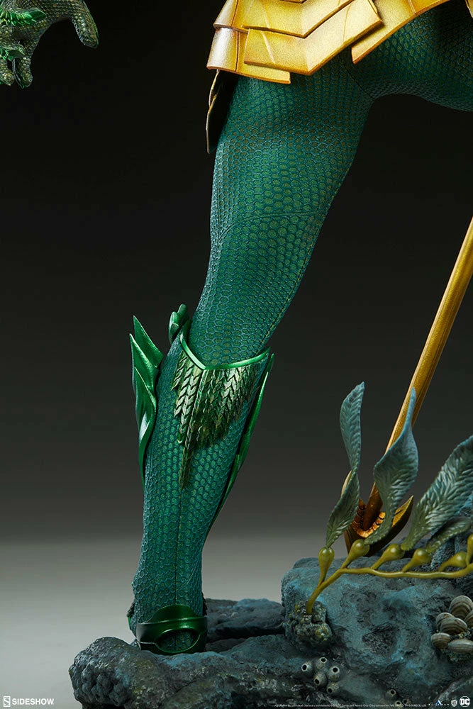 Maybang's Collectibles Sideshow DC Comics Aquaman Premium Format Figure Statue 33 Maybang's Collectibles Sideshow DC Comics Aquaman Premium Format Figure Statue
