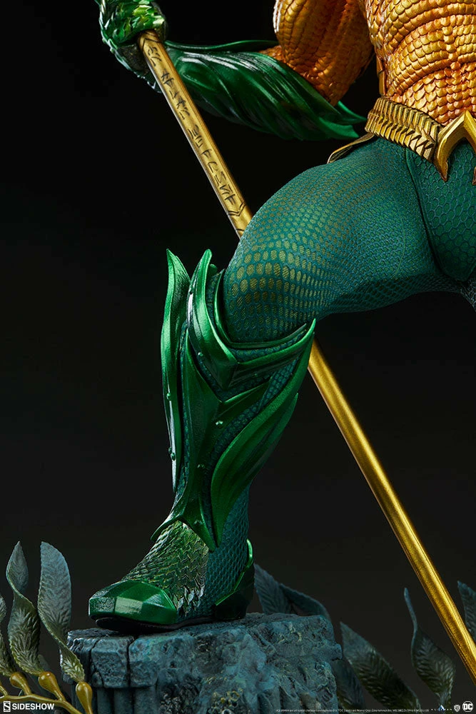 Maybang's Collectibles Sideshow DC Comics Aquaman Premium Format Figure Statue 35 Maybang's Collectibles Sideshow DC Comics Aquaman Premium Format Figure Statue