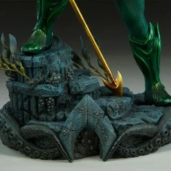 Maybang's Collectibles Sideshow DC Comics Aquaman Premium Format Figure Statue 83 Maybang's Collectibles Sideshow DC Comics Aquaman Premium Format Figure Statue