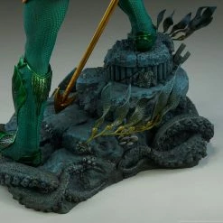Maybang's Collectibles Sideshow DC Comics Aquaman Premium Format Figure Statue 84 Maybang's Collectibles Sideshow DC Comics Aquaman Premium Format Figure Statue