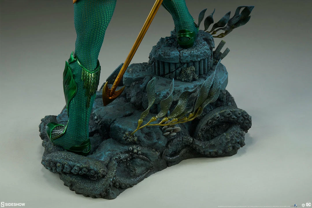 Maybang's Collectibles Sideshow DC Comics Aquaman Premium Format Figure Statue 41 Maybang's Collectibles Sideshow DC Comics Aquaman Premium Format Figure Statue