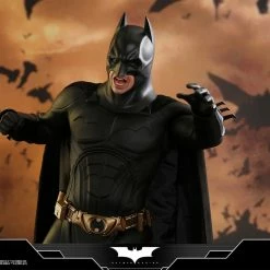 Vendor-unknown Hot Toys DC Comics Batman Begins The Batman 1/4 Quarter Scale Figure 27 Vendor-unknown Hot Toys DC Comics Batman Begins The Batman 1/4 Quarter Scale Figure