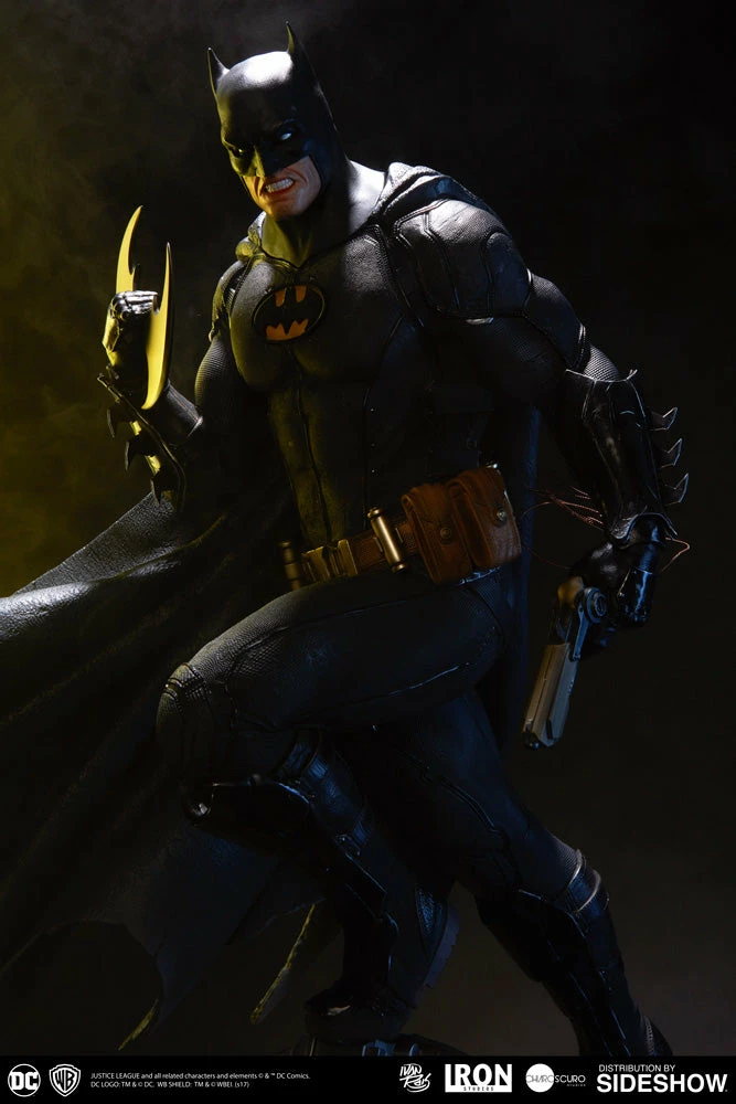 Vendor-unknown Iron Studios DC Comics Batman (Black Edition) 1/3 Prime Scale Statue 21 Vendor-unknown Iron Studios DC Comics Batman (Black Edition) 1/3 Prime Scale Statue