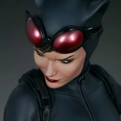 Maybang's Collectibles Sideshow DC Comics Catwoman Premium Format Figure Statue Sideshow Collectibles