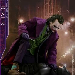 Vendor-unknown Hot Toys DC Comics The Dark Knight The Joker 1/4 Quarter Scale Figure