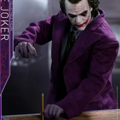 Vendor-unknown Hot Toys DC Comics The Dark Knight The Joker 1/4 Quarter Scale Figure