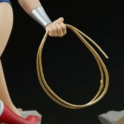 Maybang's Collectibles Sideshow DC Comics Animated Series Collection Wonder Woman Statue 44 Maybang's Collectibles Sideshow DC Comics Animated Series Collection Wonder Woman Statue