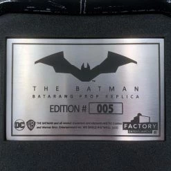Maybang's Collectibles Factory Entertainment DC Comics The Batman - Batarang Limited Edition Prop Replica 13 Maybang's Collectibles Factory Entertainment DC Comics The Batman - Batarang Limited Edition Prop Replica