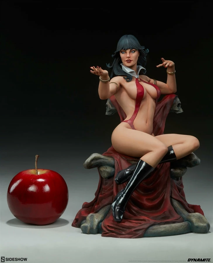 Vendor-unknown Sideshow Dynamite Entertainment Vampirella Collectibles Vampirella Statue Sideshow Collectibles 3 Vendor-unknown Sideshow Dynamite Entertainment Vampirella Collectibles Vampirella Statue Sideshow Collectibles