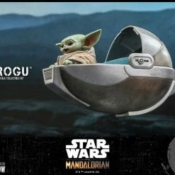 Maybang's Collectibles Hot Toys Star Wars The Mandalorian - Television Masterpiece Series The Child (Grogu) 1/6 Scale Collectible Figure Set
