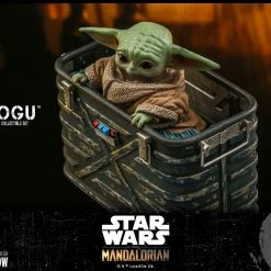 Maybang's Collectibles Hot Toys Star Wars The Mandalorian - Television Masterpiece Series The Child (Grogu) 1/6 Scale Collectible Figure Set