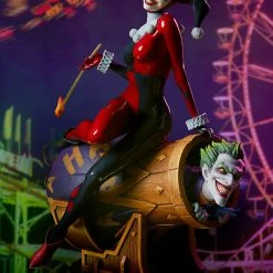 Maybang's Collectibles Sideshow Collectibles Sideshow DC Comics Harley Quinn And The Joker Diorama Statue