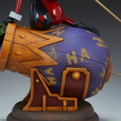 Maybang's Collectibles Sideshow Collectibles Sideshow DC Comics Harley Quinn And The Joker Diorama Statue 34 Maybang's Collectibles Sideshow Collectibles Sideshow DC Comics Harley Quinn And The Joker Diorama Statue