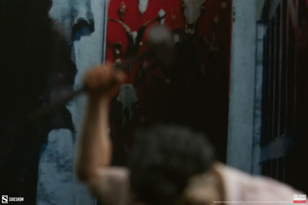 Maybang's Collectibles Sideshow The Texas Chainsaw Massacre 1974 Leatherface (Killing Mask) 1/6 Scale 12" Collectible Figure 3 Maybang's Collectibles Sideshow The Texas Chainsaw Massacre 1974 Leatherface (Killing Mask) 1/6 Scale 12" Collectible Figure